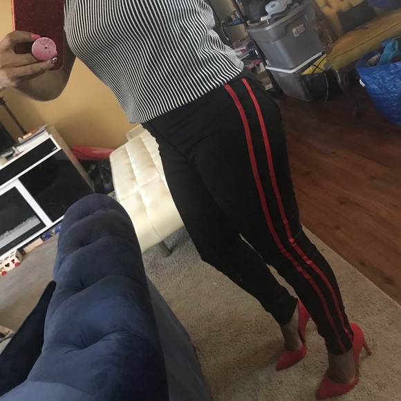 Side stripe ripped skinny jeans - Picture 5 of 5